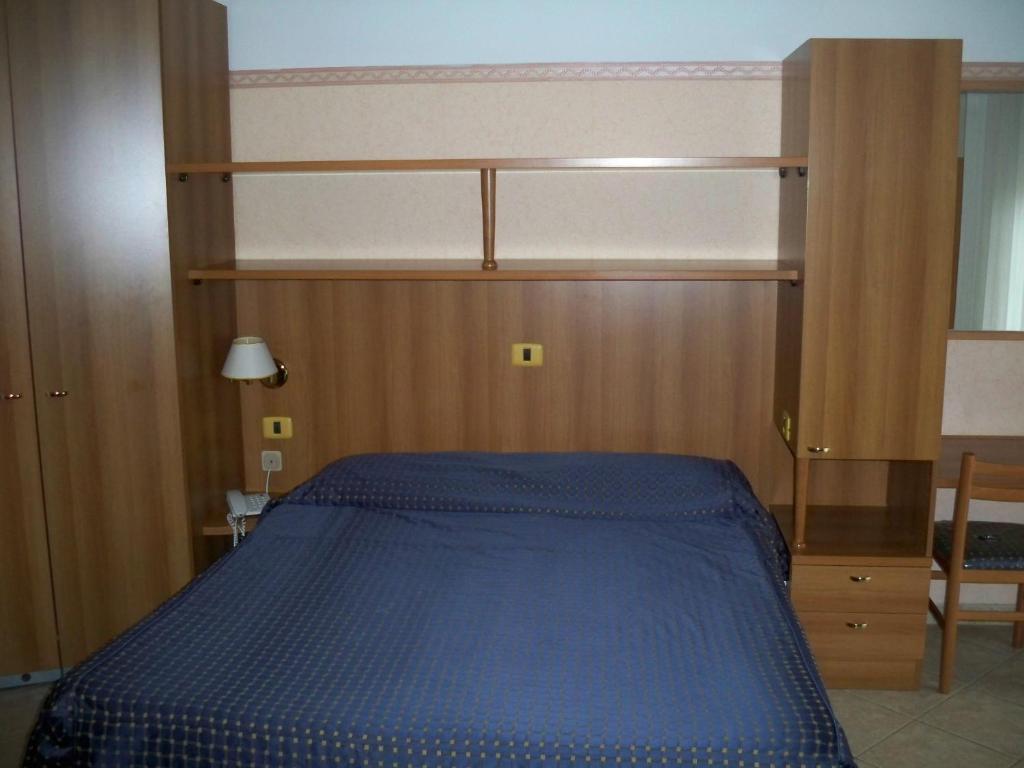 Albergo Corradetti Castel di Sangro Szoba fotó